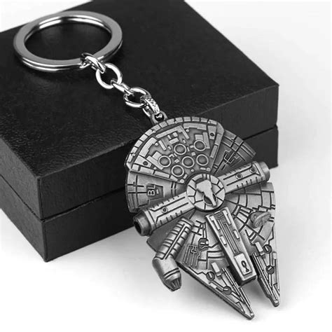 Accesorio Llavero Star Wars Halcon Milenario Fanatic Point