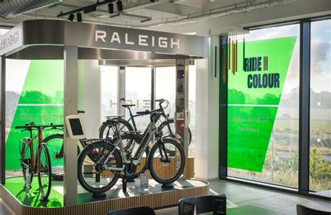 New Electric Bike Display From Raleigh Unveiled At Gridserve Norwich