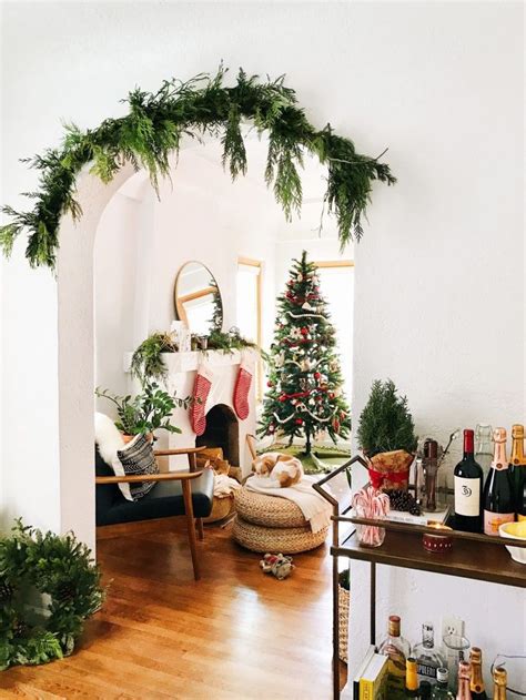 19 Mid-Century Modern Christmas Decor Ideas