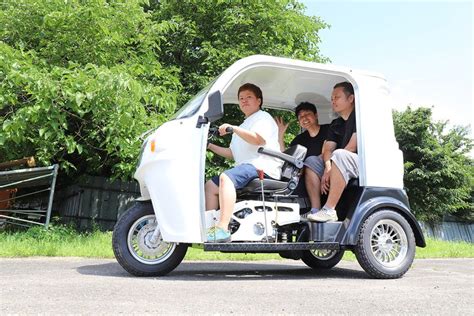 株式会社カーター、バイクとクルマのいいとこどりができるトライク「APtrikes125」を事業譲受 | ぷれにゅー