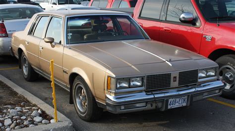 1983 Oldsmobile Cutlass Supreme