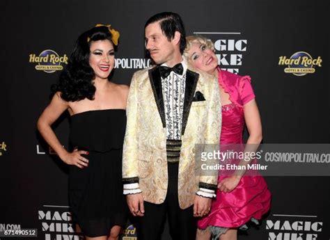 Absinthe Las Vegas Cast Photos and Premium High Res Pictures - Getty Images