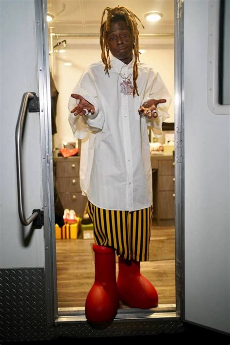 Lil Wayne Seen Wearing Mschf Big Red Boots Agoodoutfit