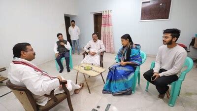 dharmendra pradhan visits slain ministers family bjd slams visit