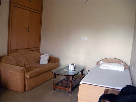 single room  suite ghumakkar inspiring travel experiences