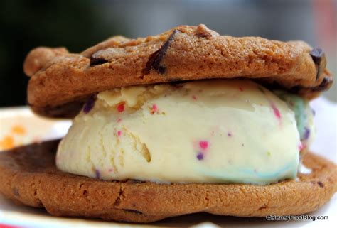 Review Birthday Cake Ice Cream Cookie Sandwich At Disney Worlds