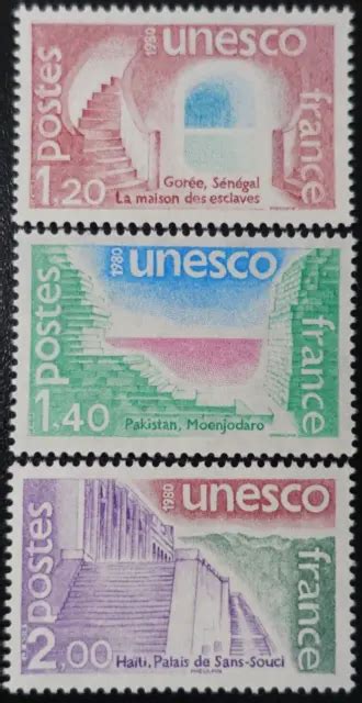 FRANCE TIMBRE DE SERVICE N60 62 UNESCO PATRIMOINE UNIVERSEL NEUF