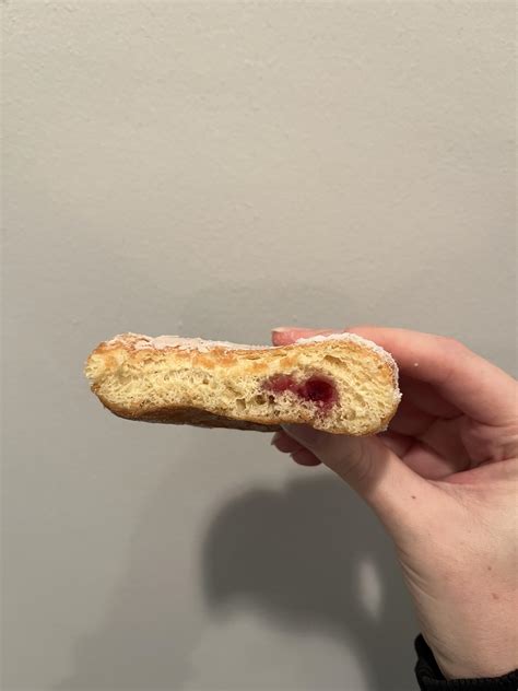 my jelly “filled” donut : r/mildlyinfuriating