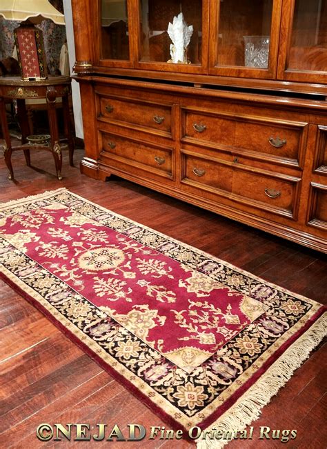 Signature Tabriz Medallion Rug Nejad M022brbk Masterpiece