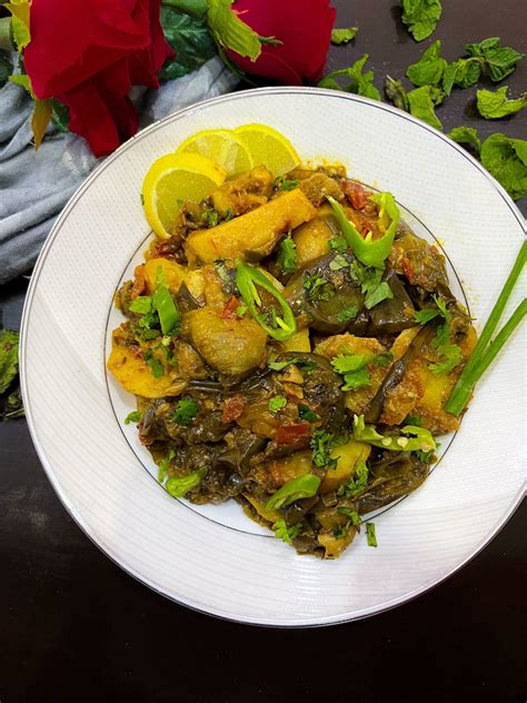 Potato And Eggplant Curry Aloo Baingan Sabzi Healthier Steps