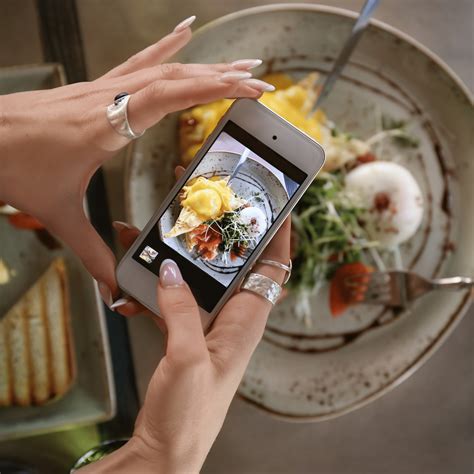 Social Media, In-Store Promotions Drive Frozen Food Purchase Decisions