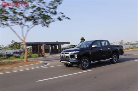 Desain Baru Mitsubishi Triton Bikin Tak Lagi Seperti Mobil Pekerja