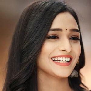 Aishwarya Khare - Age, Family, Bio | Famous Birthdays