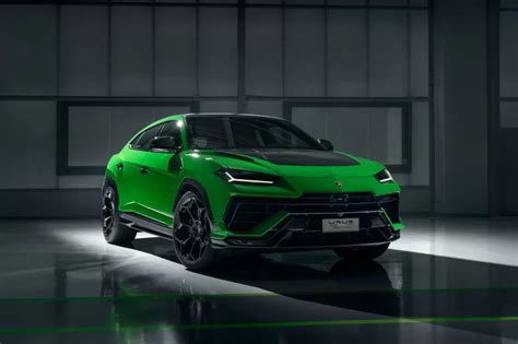 Lamborghini Urus Performante Wallpapers and Backgrounds