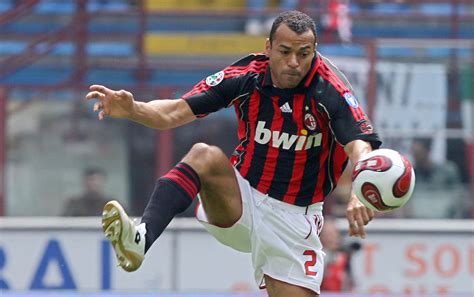 Cafu highlights the one major problem Milan have amid faltering ...