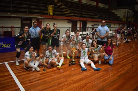 CONFIRA OS VENCEDORES DO FEMININO E DAS CATEGORIAS DE BASE DA TAÇA