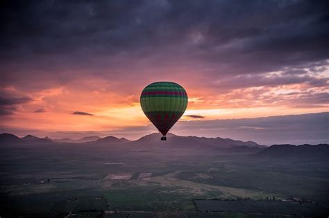 Marrakech Classic Hot Air Balloon Flight With Berber Breakfast