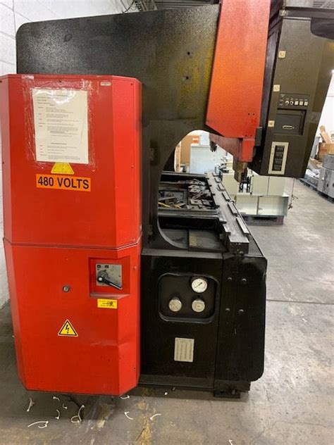 88 Ton X 8 Amada FBD8025 CNC Press Brake 1992 3 Axis Tooling