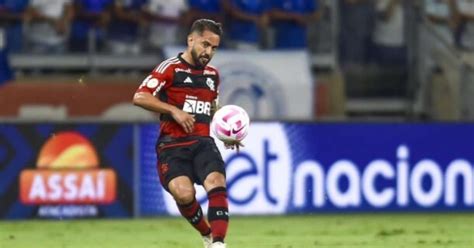 Everton Ribeiro Vai Ao Ninho E Se Despede De Ex Companheiros De Flamengo