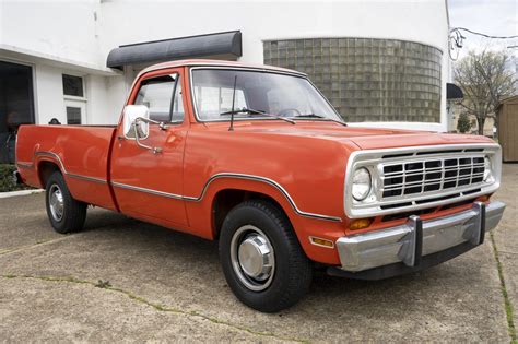 1974 Dodge D100