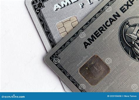 Amex Platinum Credit Card - Both Metallic and Plastic Versions of the ...