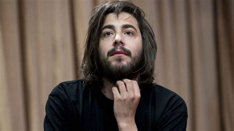 Salvador Sobral se casa por sorpresa un año después de su trasplante de