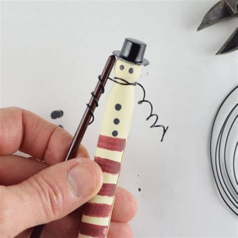 How To Make Snowman Clothespin Ornaments Tutorial