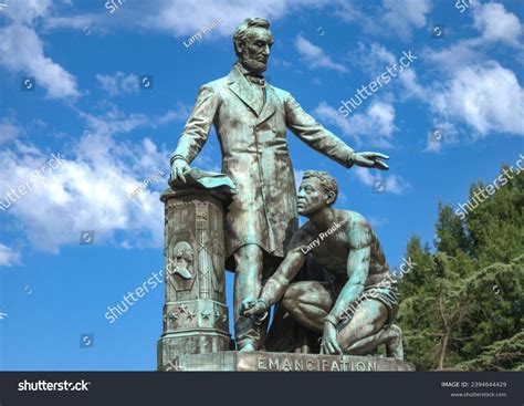 thousand statues washington dc royalty  images stock