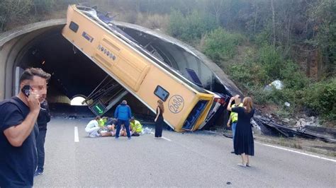 El Conductor Del Autobús Accidentado En El Túnel De La C32 En Barcelona