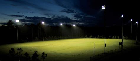 Soluzioni Di Illuminazione A Led Per Campi Sportivi Illumina Led