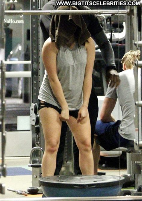 Ariel Winter Gym In La Workout Celebrity Beautiful Gym Shorts Babe