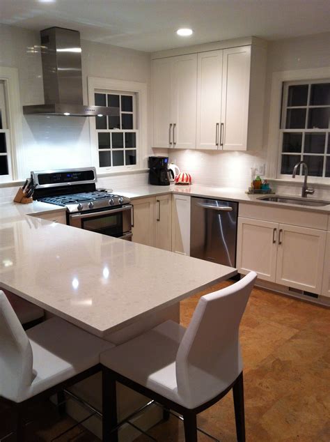 Complete Kitchen with White Cabinets and Island