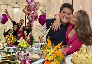 Elaine Mickely Celebra Chegada Dos Anos De Idade Ao Lado Da Fam Lia