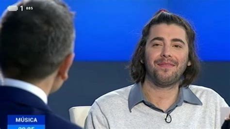 Salvador Sobral asegura que está bien y listo para volver a cantar