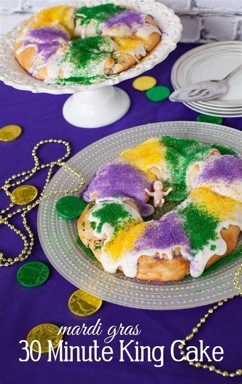 Easy 30 Minute King Cake Recipe For Mardi Gras Frog Prince Paperie