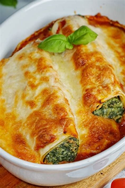 Cannelloni mit Spinat Ricotta Füllung italienisches Rezept