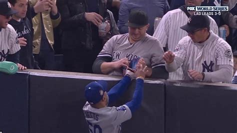 Yankees Fan Ejected After Actually Trying To Pry Fly Ball Out Of Mookie