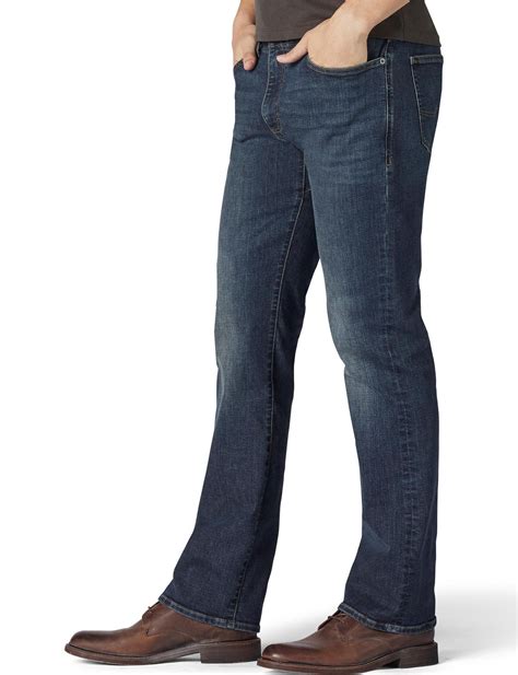 Lee Men's Extreme Motion Stretch Fit Jeans | Stage Stores