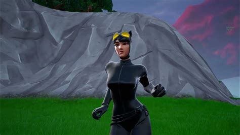 🥰 Party Hips By Fortnite Catwoman Comic Book Outfit Skin 😍 Youtube