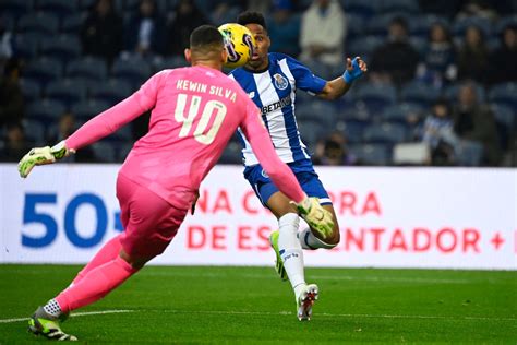 Fc Porto Goleia Moreirense