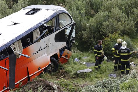 Slobodna Dalmacija Vozač autobusa koji je pao u provaliju kod