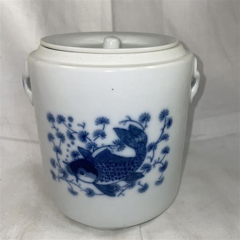 Chinese Blue And White Porcelain Koi Fish Tea Caddy Ebay