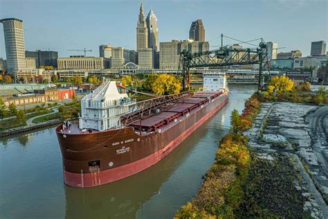 Interlake Sets Optimistic Course With First New Us Great Lakes Vessel