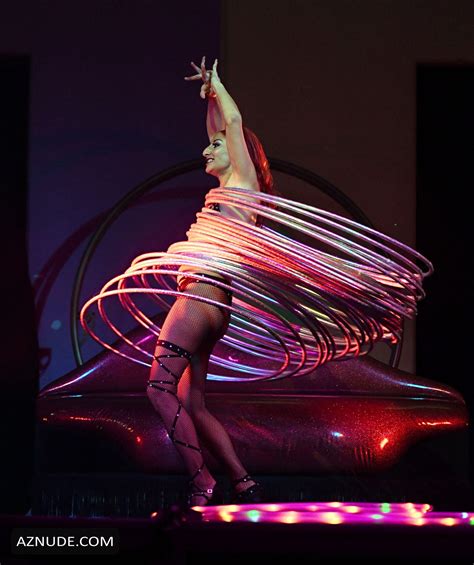 Jennifer Romas Drive In Performance During Sexxy The Show At The Dreamland Drive In Theater