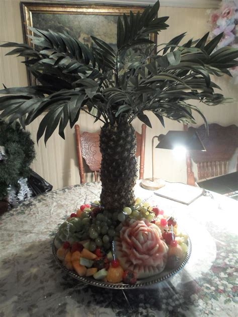 pineapple fruit platter | Fruit art, Fruit platter, Pineapple fruit