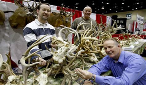 This Week On Outdoors Radio How Deer Lock Antlers Outdoorhub