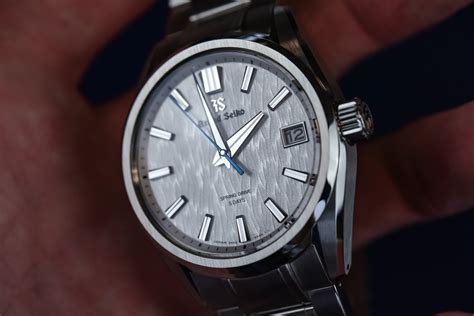 Grand Seiko White Birch Spring Drive SLGA009 Calibre 9RA2 Review