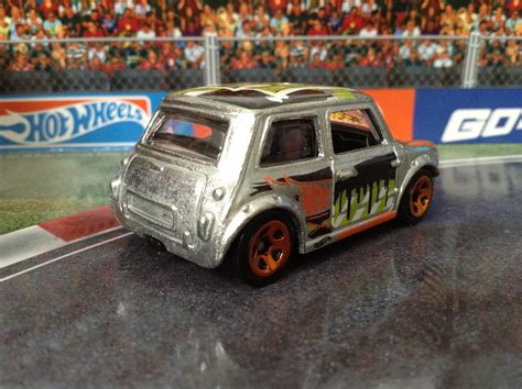 Julian S Hot Wheels Blog Morris Mini Zamac Hw Art Cars