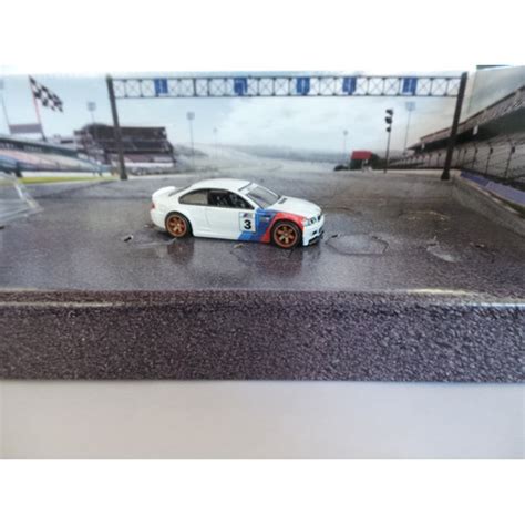 Jual Hot Wheels BMW M3 E46 Loose DIORAMA Kota Surabaya Ria Indrawati Tokopedia