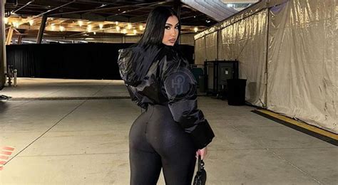 Queen Naija Goes Viral Showing Off Her Big Back Side